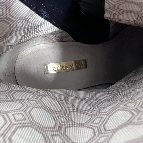 LOUISE ET CIE Babette Textured crushed velvet Block Heeled Boot with side Zip - Picture 2 of 9